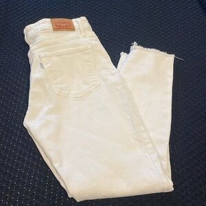 White Levi's Women's 721 High Rise Skinny Jeans